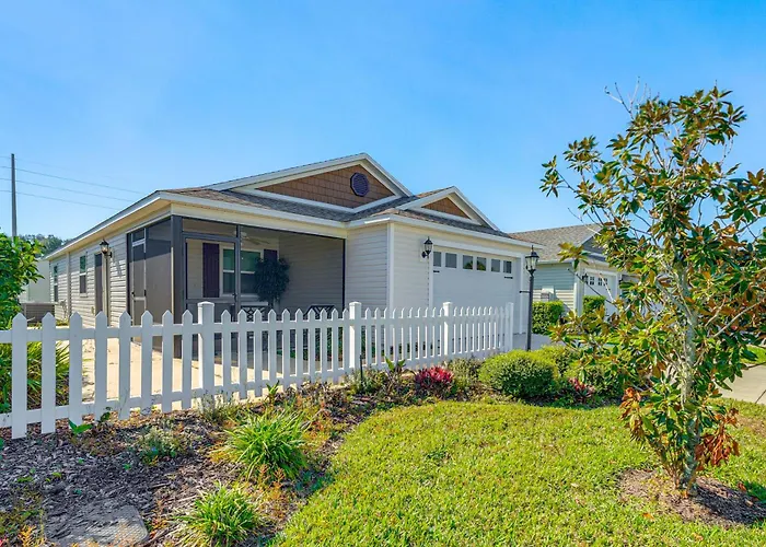Golf, Shop And Unwind Lovely Home In The Villages!