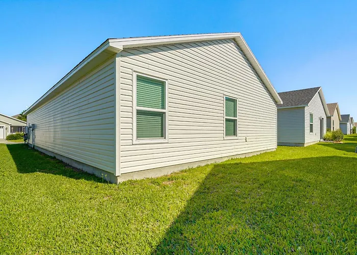 Golf, Shop And Unwind Lovely Home In The Villages!