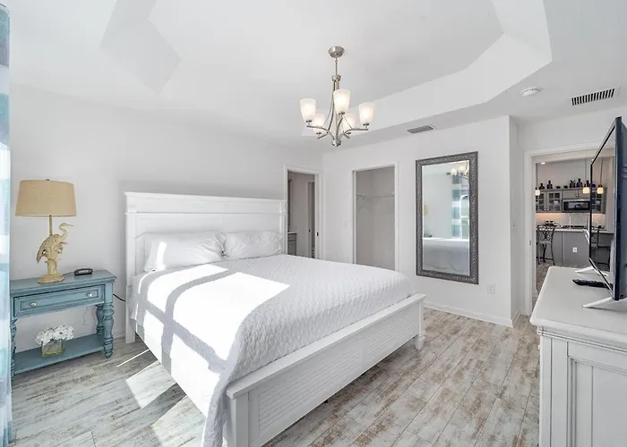 Spacious 3Br In Alden Bungalows With Golf Cart, Fully Fenced